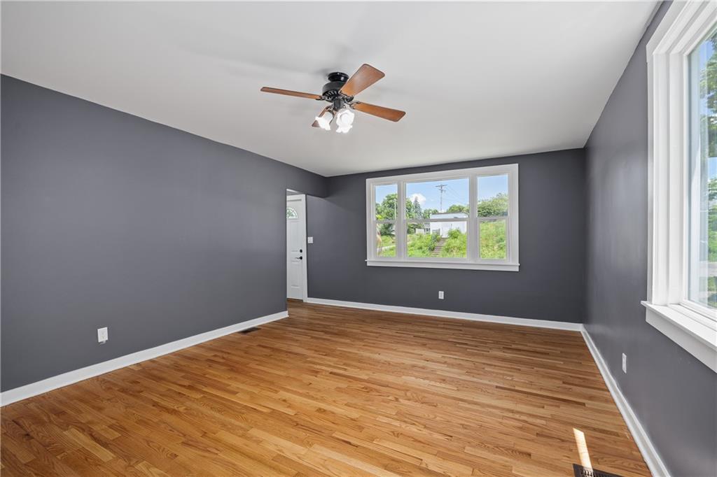 Photo 4 of 2302 S 15th Street