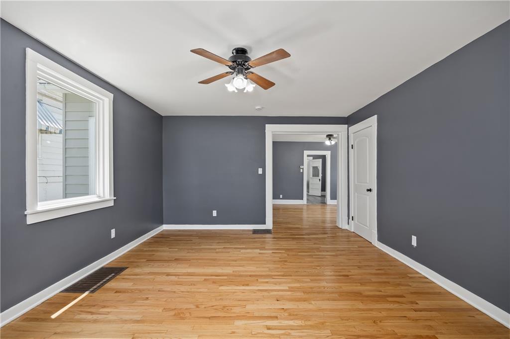 Photo 5 of 2302 S 15th Street
