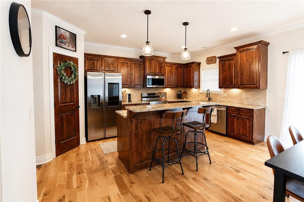 Photo 4 of 1304 Aberdeen Circle
