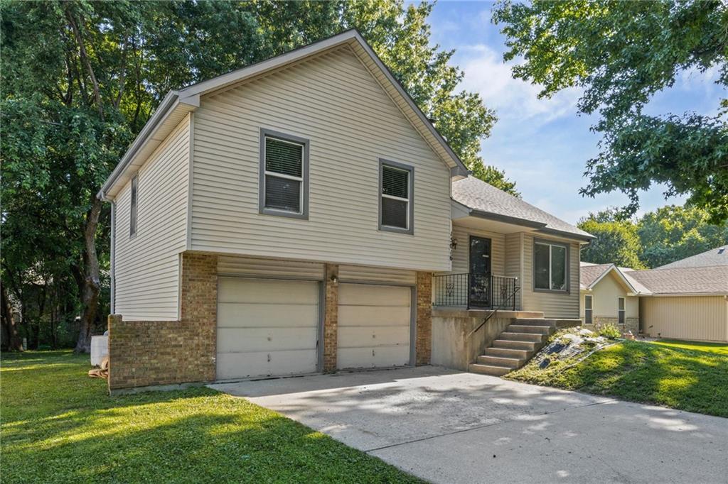 Photo 5 of 15016 W 150TH Street