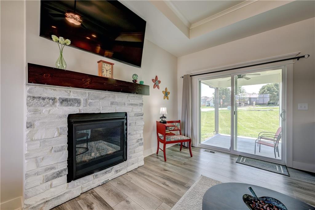 Photo 5 of 15761 Sheridan Place