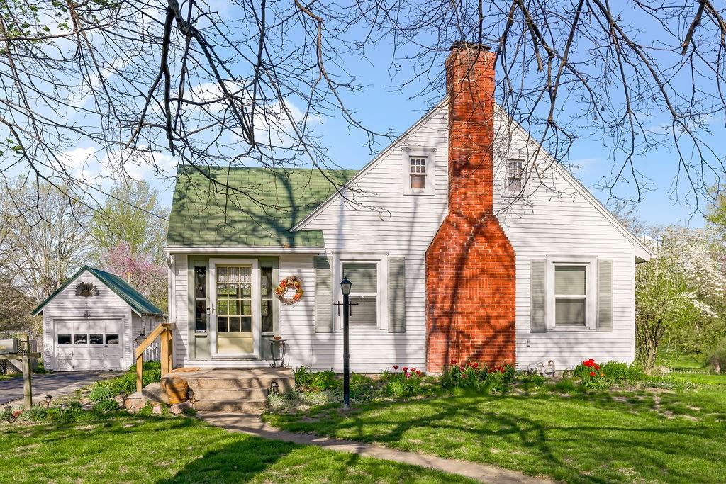 Photo of 308 S 8th Street