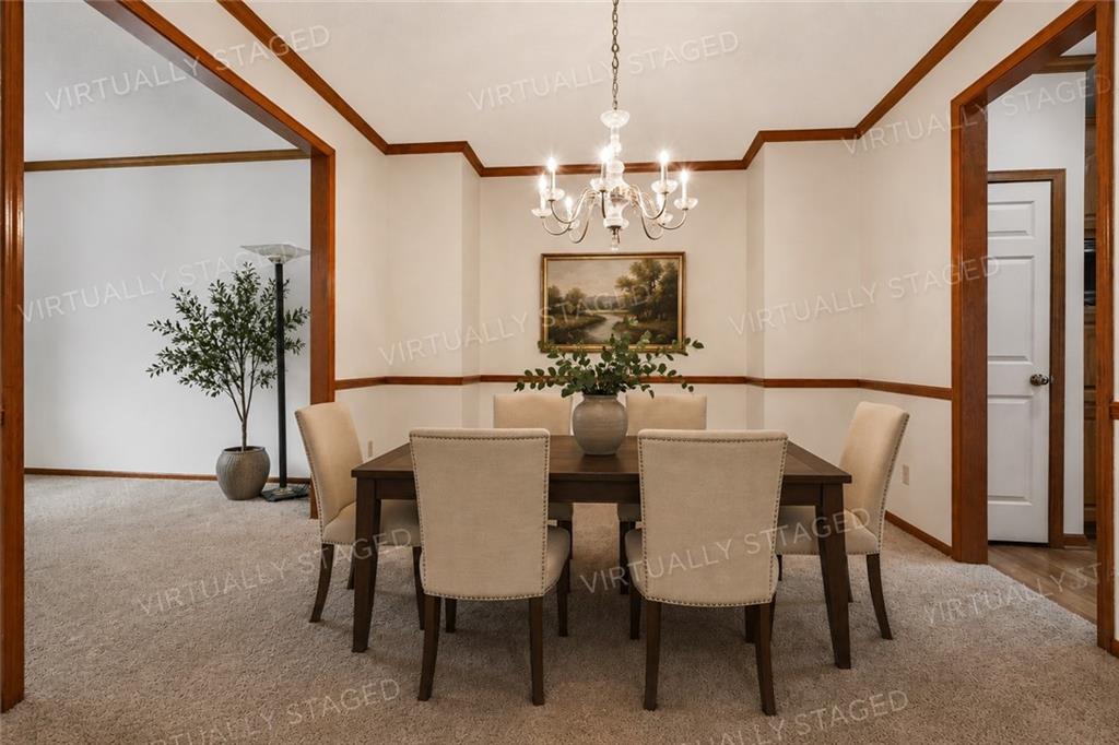 Photo 6 of 8442 Lakeview Avenue
