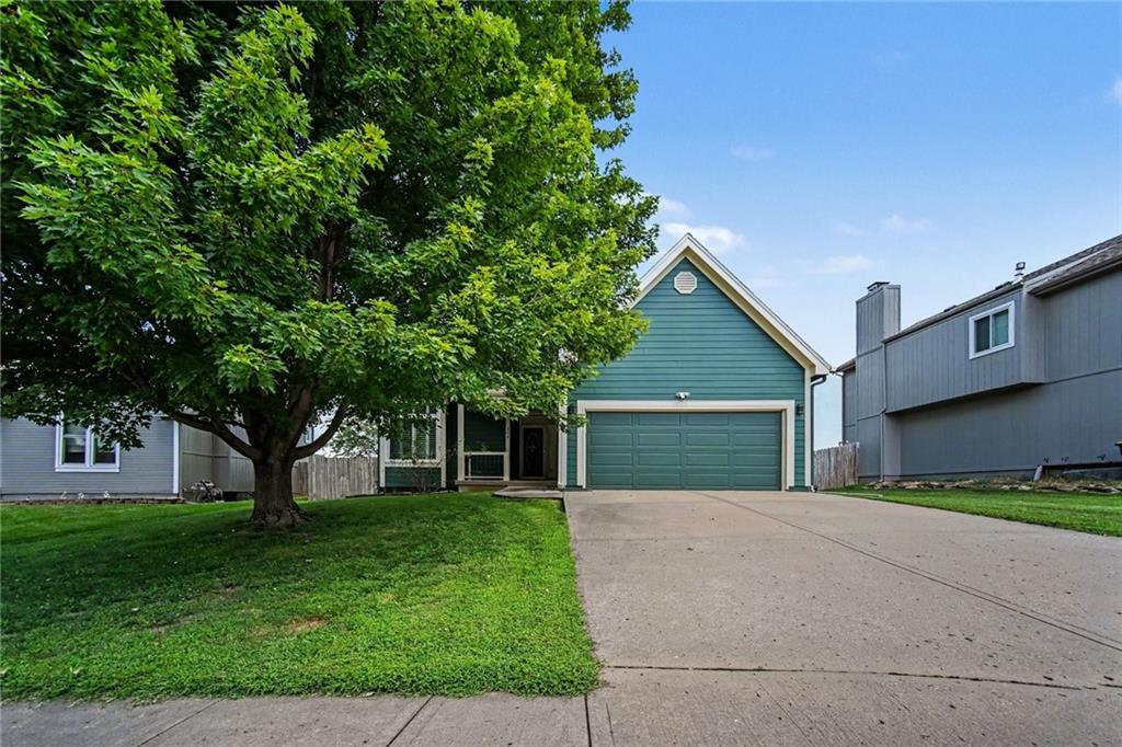 Photo 2 of 304 Shannon Avenue