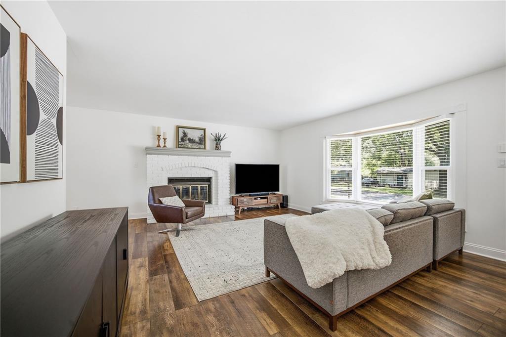 Photo 5 of 6101 W 76th Street