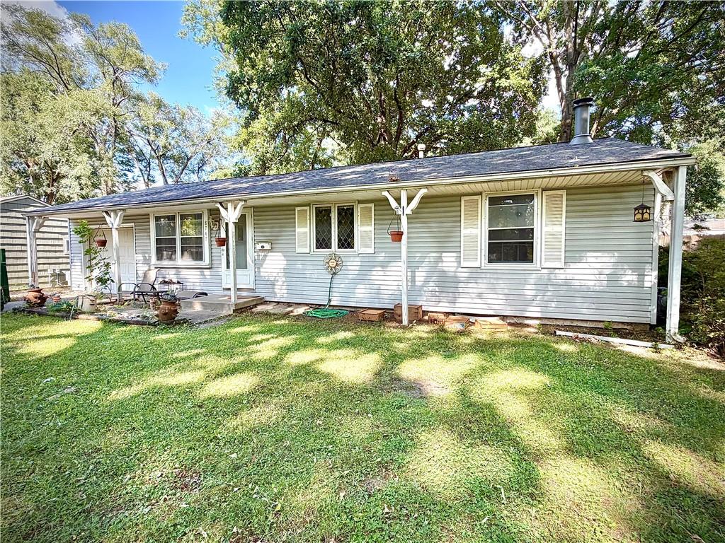 Photo of 8747 Larsen Street