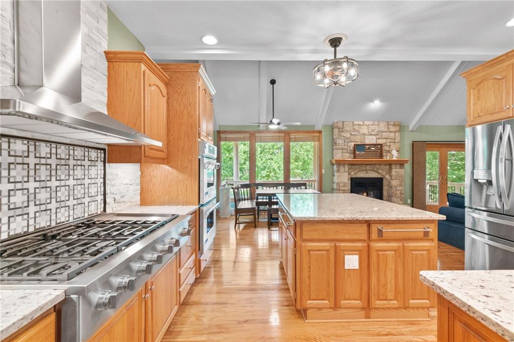 Photo 4 of 702 Bellerive Court