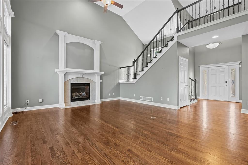 Photo 4 of 2108 Prairie Creek Drive