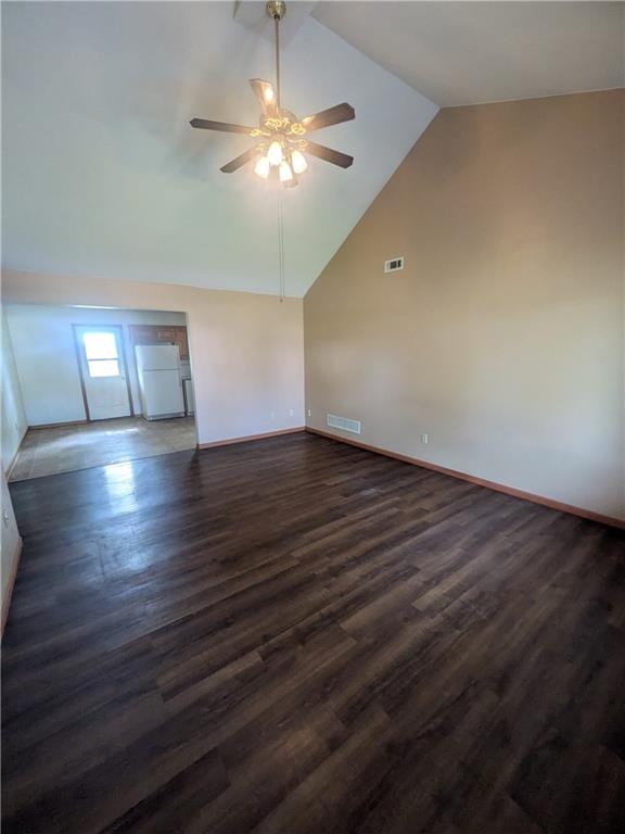 Photo 4 of 306 S 4th Street