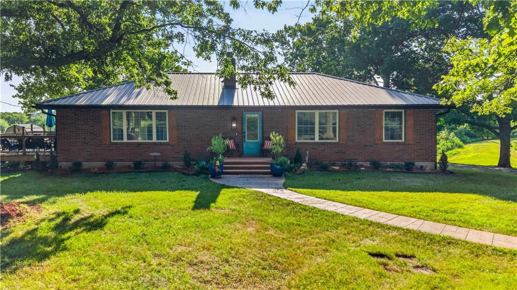 Photo of 32240 Rockville Road