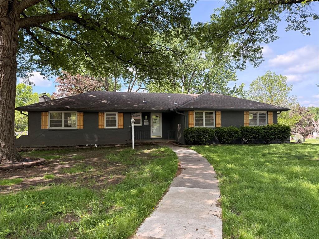 Photo 2 of 6100 Englewood Avenue