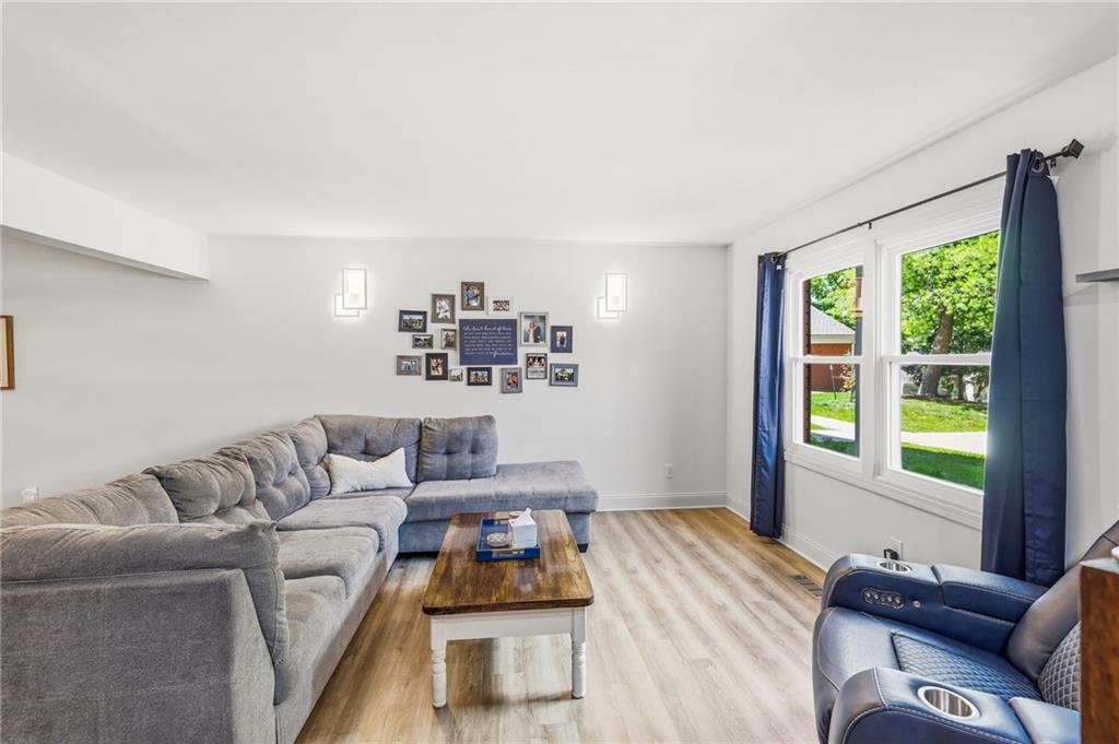 Photo 5 of 10577 Riley Street