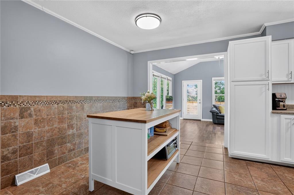 Photo 5 of 1308 NE 88th Street