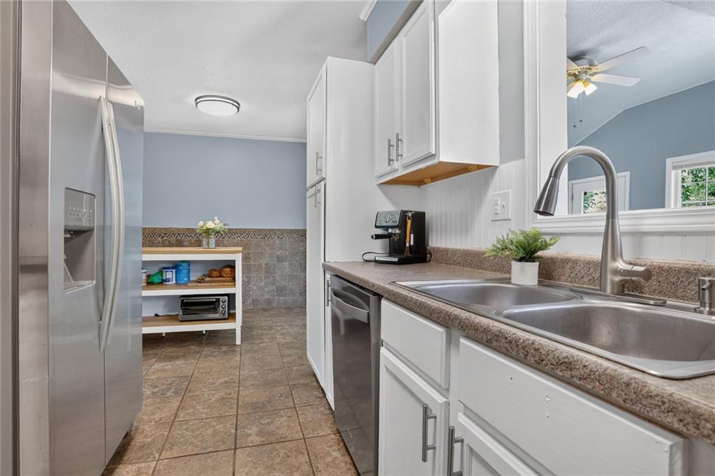 Photo 7 of 1308 NE 88th Street