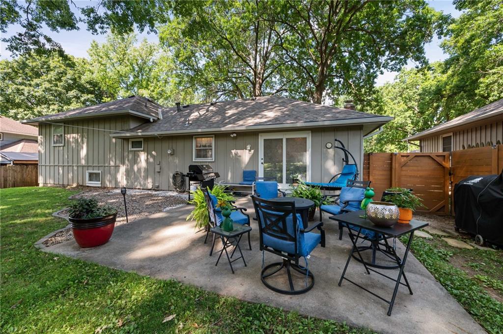 Photo 5 of 5223 Cody Street
