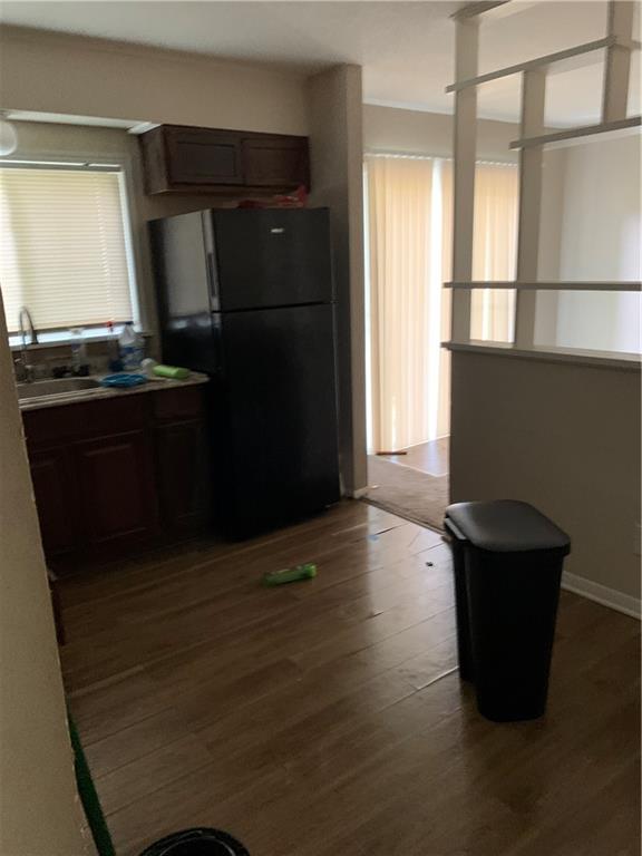 Photo 5 of 11718 Fuller Avenue