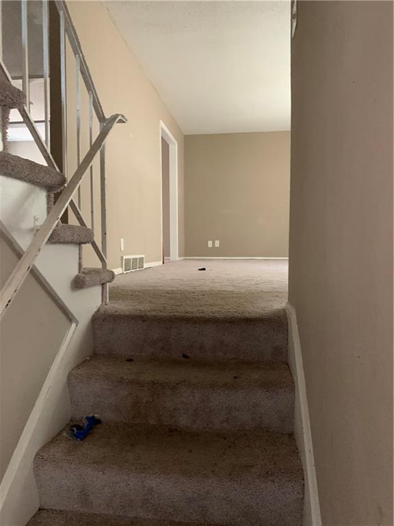 Photo 6 of 11718 Fuller Avenue