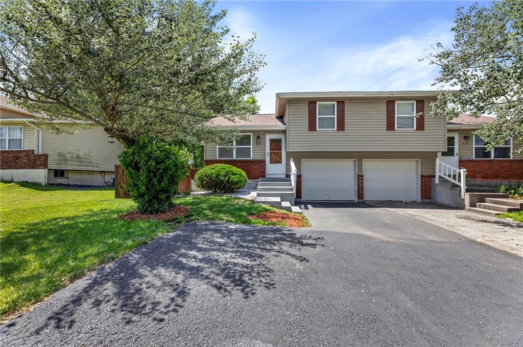 Photo of 921 N Jan-Mar Drive