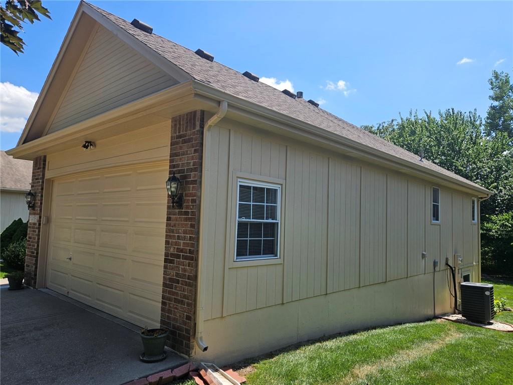 Photo 6 of 1915 Meadowlark Drive
