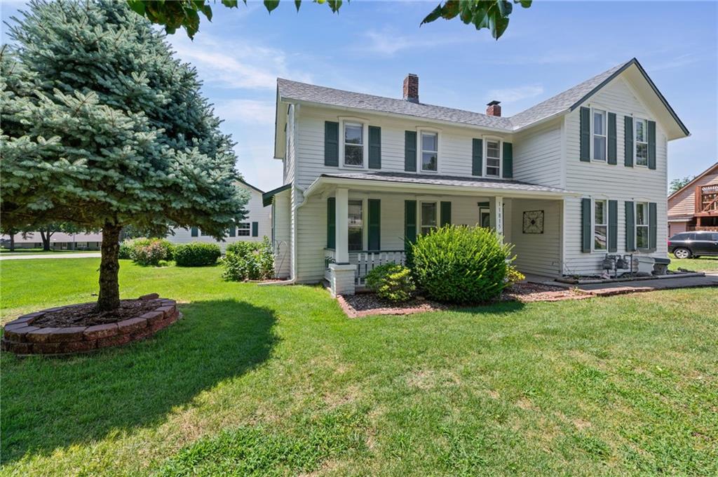 Photo 2 of 11815 Johnson Drive
