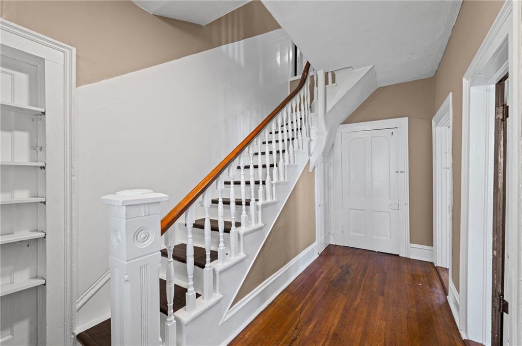 Photo 6 of 11815 Johnson Drive