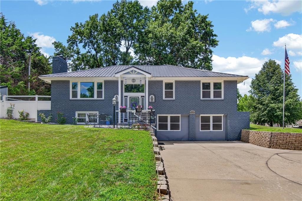 Photo of 3204 SW Shadow Brook Drive