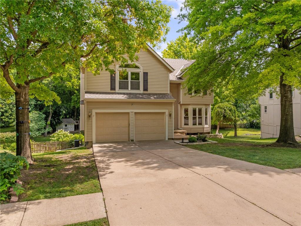 Photo 3 of 1412 N Anne Shirley Drive