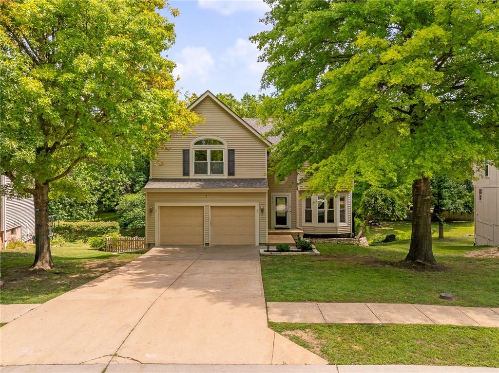 Photo 4 of 1412 N Anne Shirley Drive