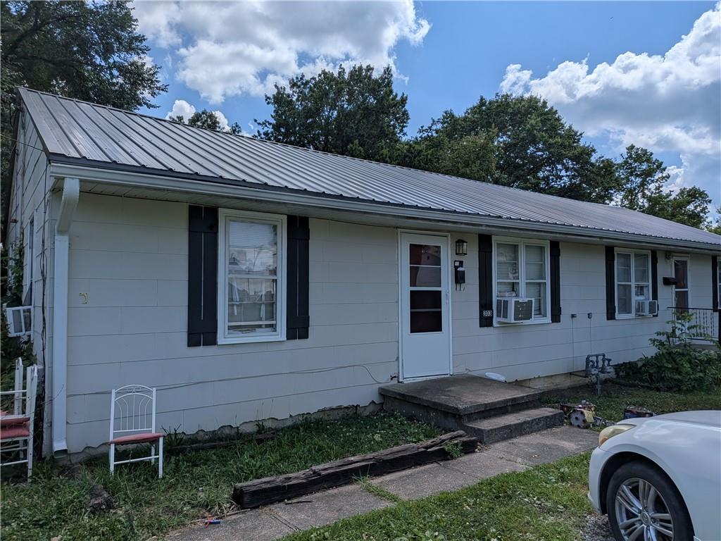 Photo 2 of 301-303 E McKissock Street