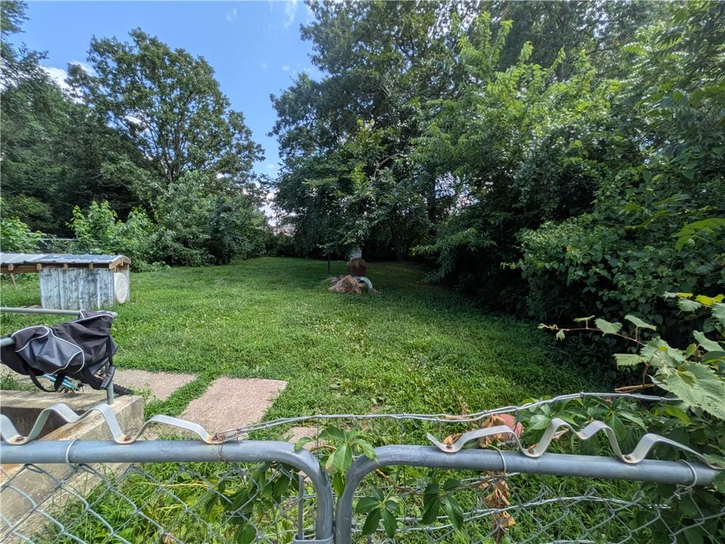 Photo 4 of 301-303 E McKissock Street
