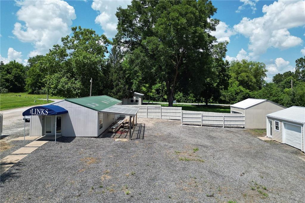 Photo 3 of 22701 Timberview Road