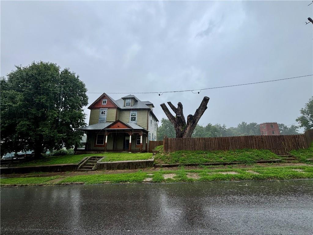 Photo 2 of 108 S 19th Street