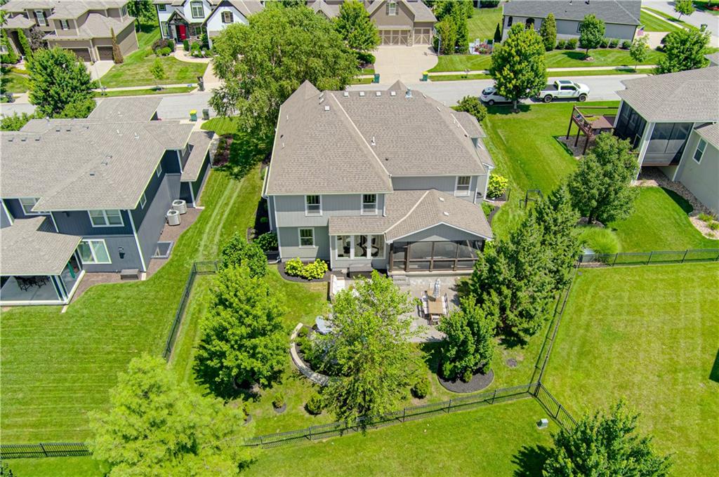 Photo 6 of 9405 W 163rd Place