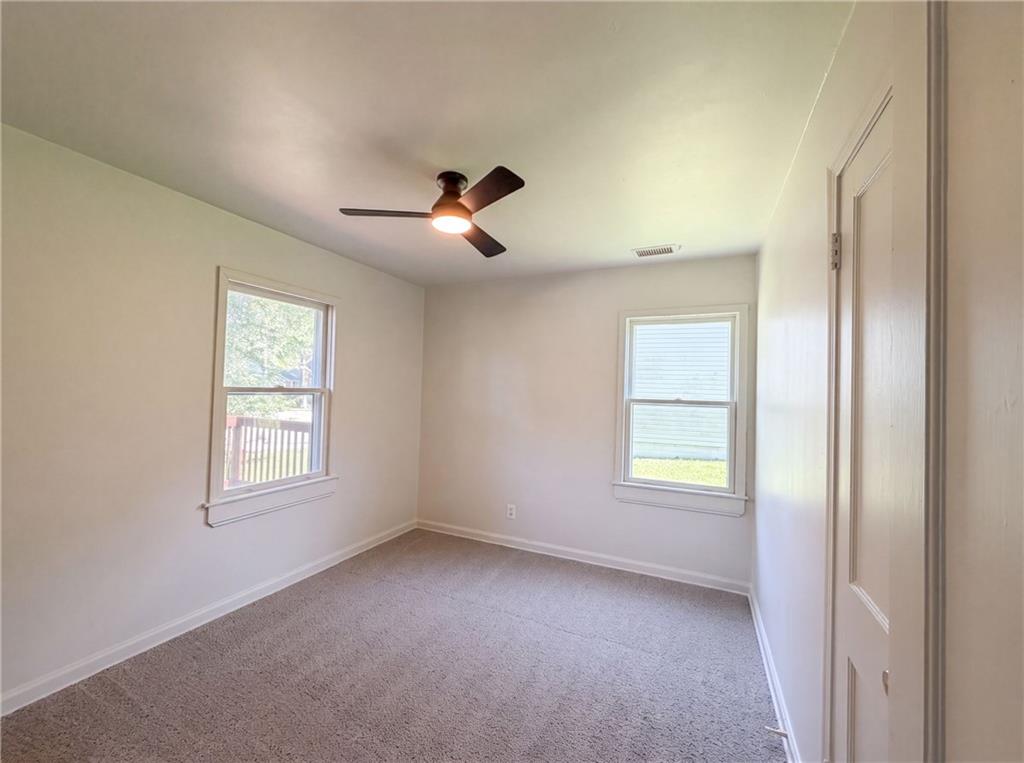 Photo 4 of 11615 W 68th Street