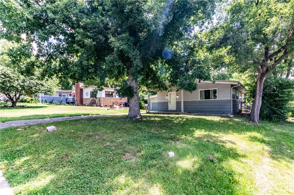 Photo 3 of 409 8th Street