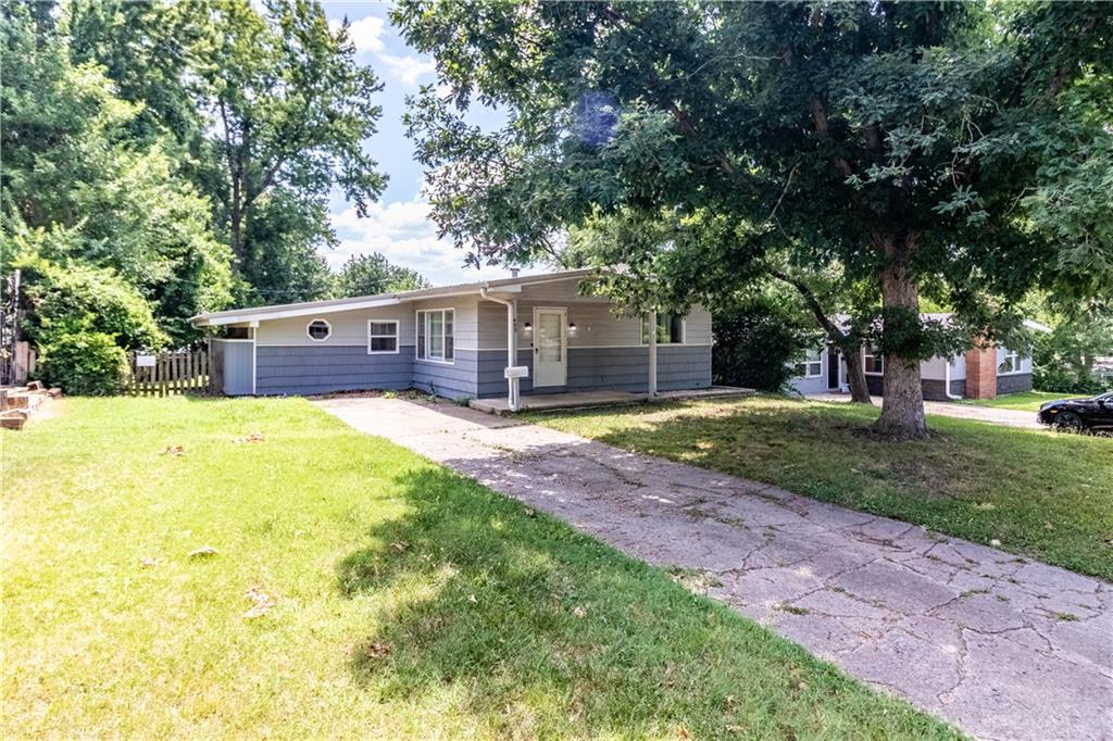 Photo 4 of 409 8th Street
