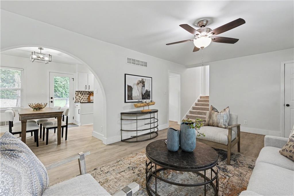 Photo 6 of 6704 Woodward Street