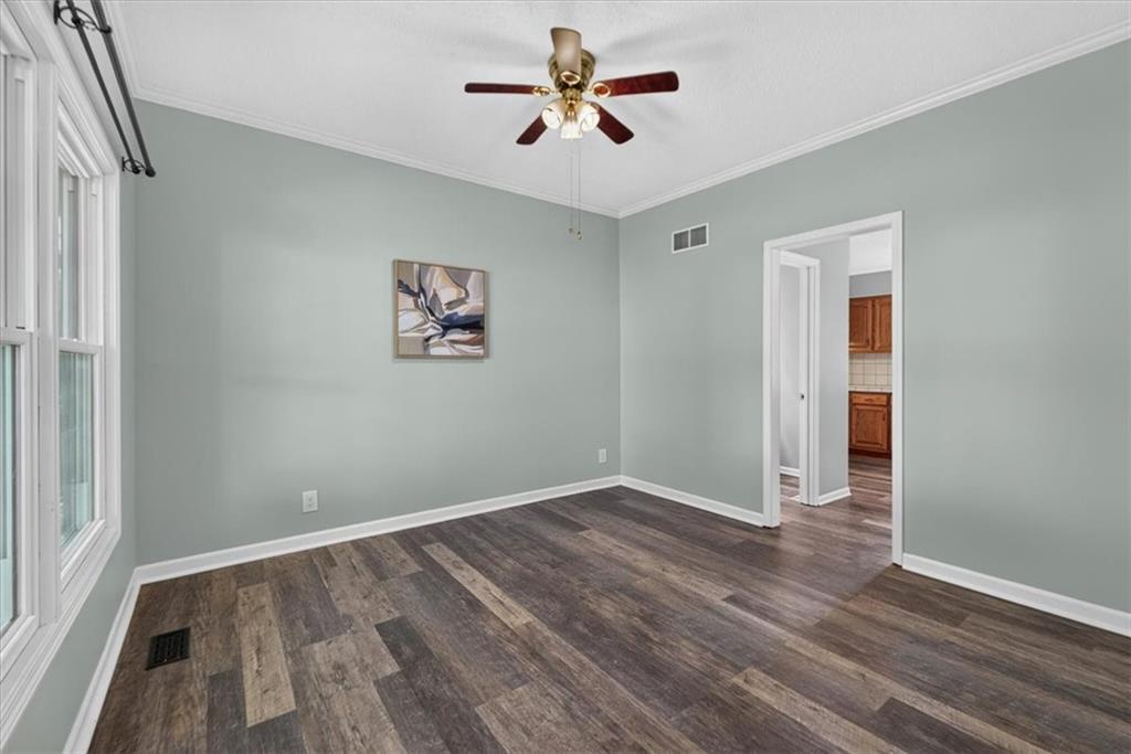 Photo 4 of 15739 Horton Lane