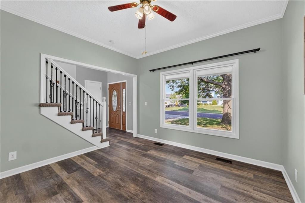 Photo 5 of 15739 Horton Lane