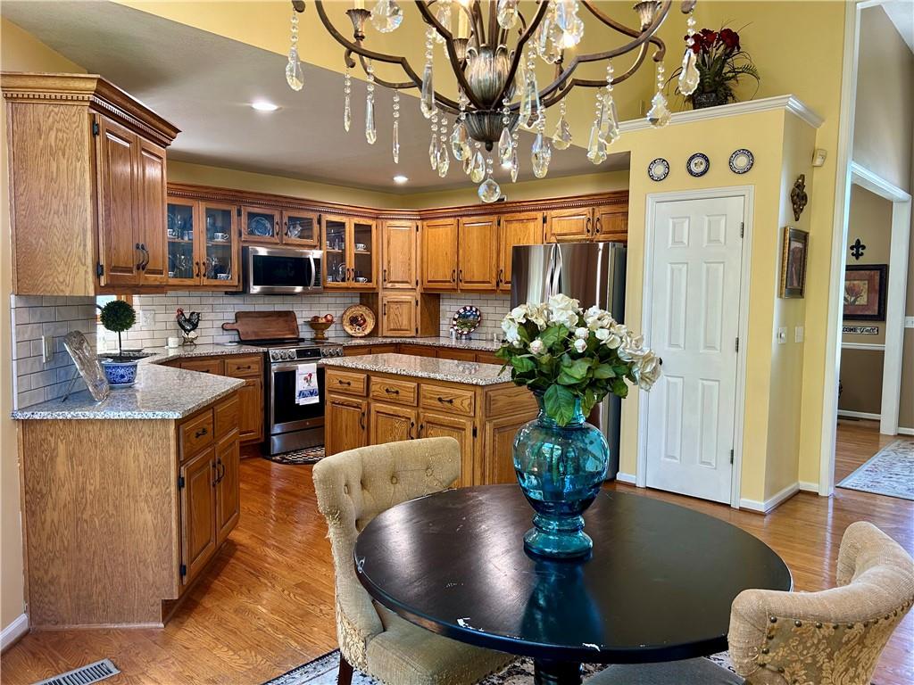 Photo 6 of 7608 NW 76th Place