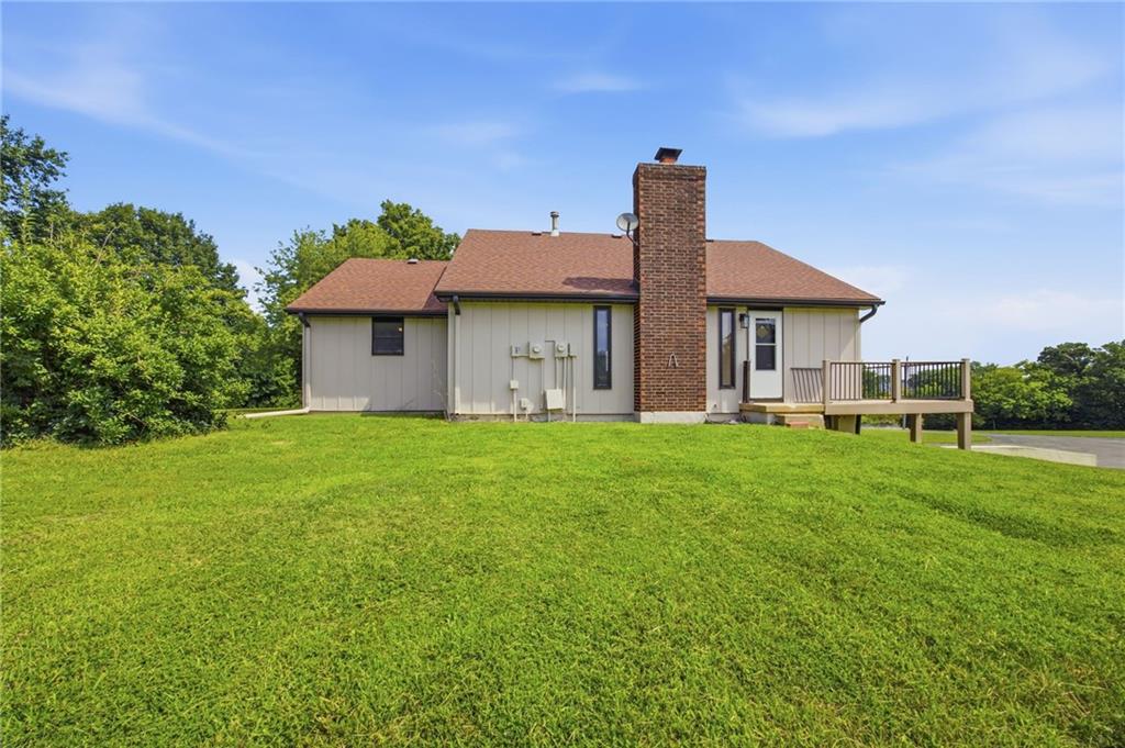 Photo 3 of 16101 Cantrell Road