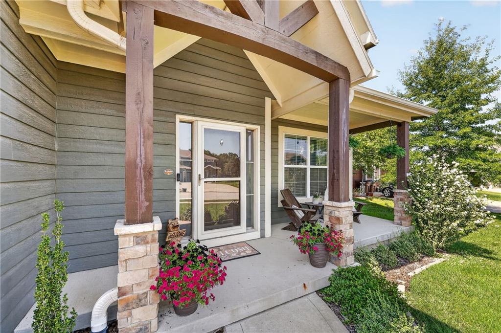 Photo 4 of 1800 Knoll Creek Lane