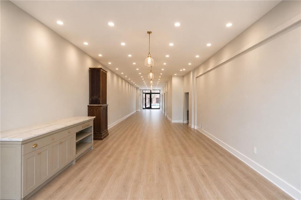 Photo 4 of 103 S Lexington Street