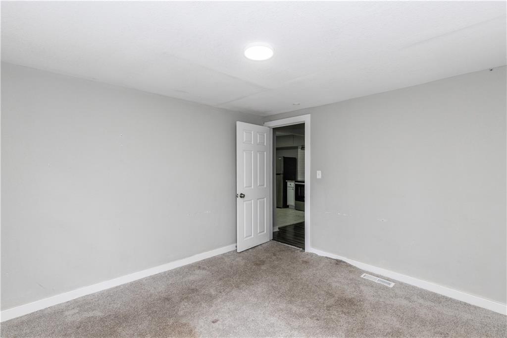 Photo 6 of 5605 E 36TH Street