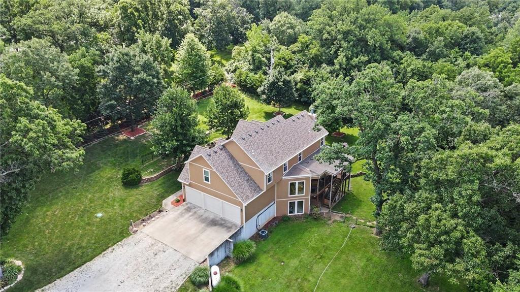 Photo 3 of 22165 171st Street