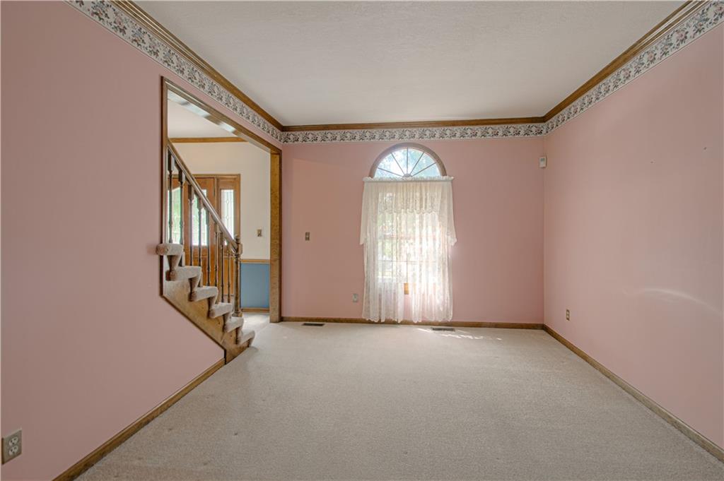 Photo 4 of 602 W 115th Terrace