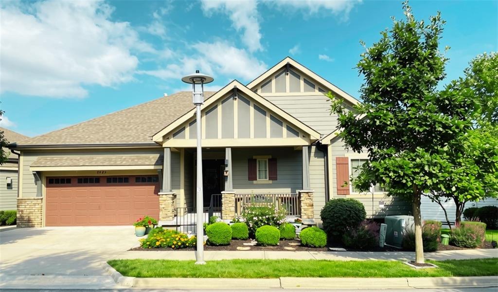 Photo of 8525 Cardinal Street in Lenexa, KS