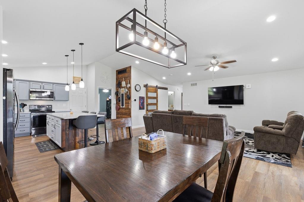 Photo 6 of 315 Harrington Avenue
