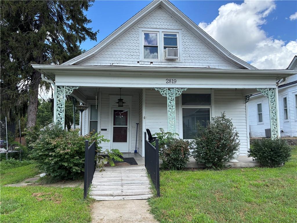 Photo of 2819 Felix Street