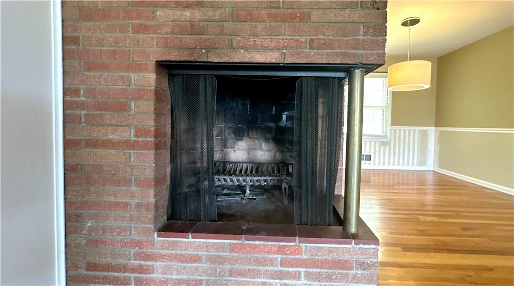 Photo 6 of 4010 W 63rd Street